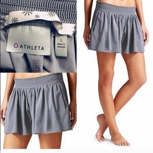 Athleta flowy sneaky Gray shorts size L